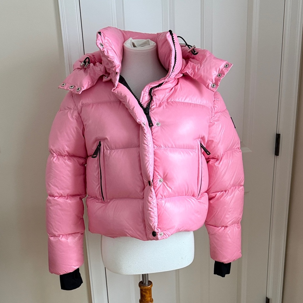 NWT: SAM. Freestyle Down Puffer Jacket with Hood - Pink - Size Small